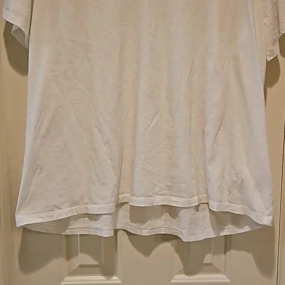 Ava and Viv V-neck White Tee Size 2x - Picture 2 of 5